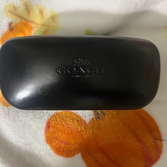 Coach sunglasses - Picture 4 of 7